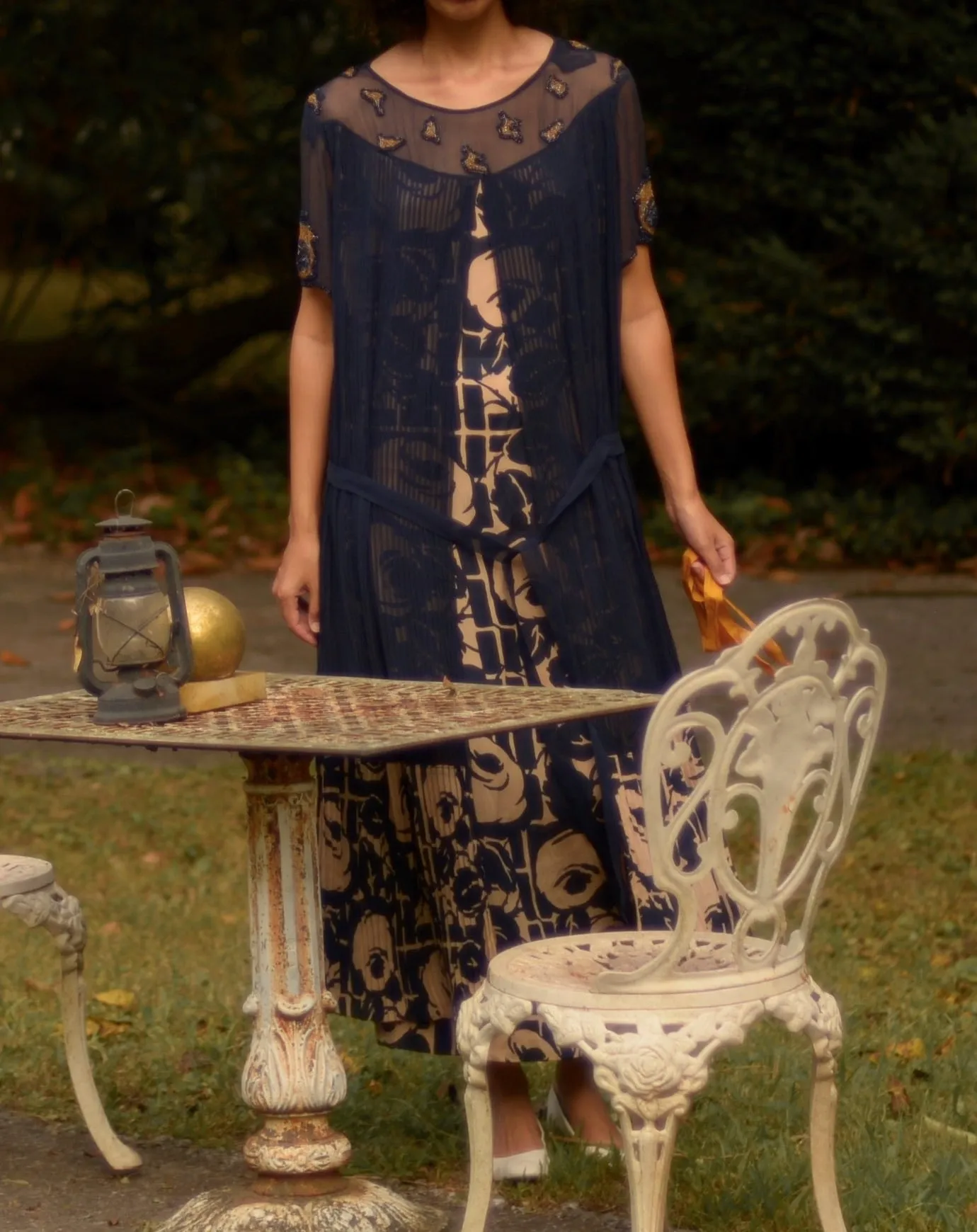 1920s navy blue and beige floral silk drop waist flapper dress