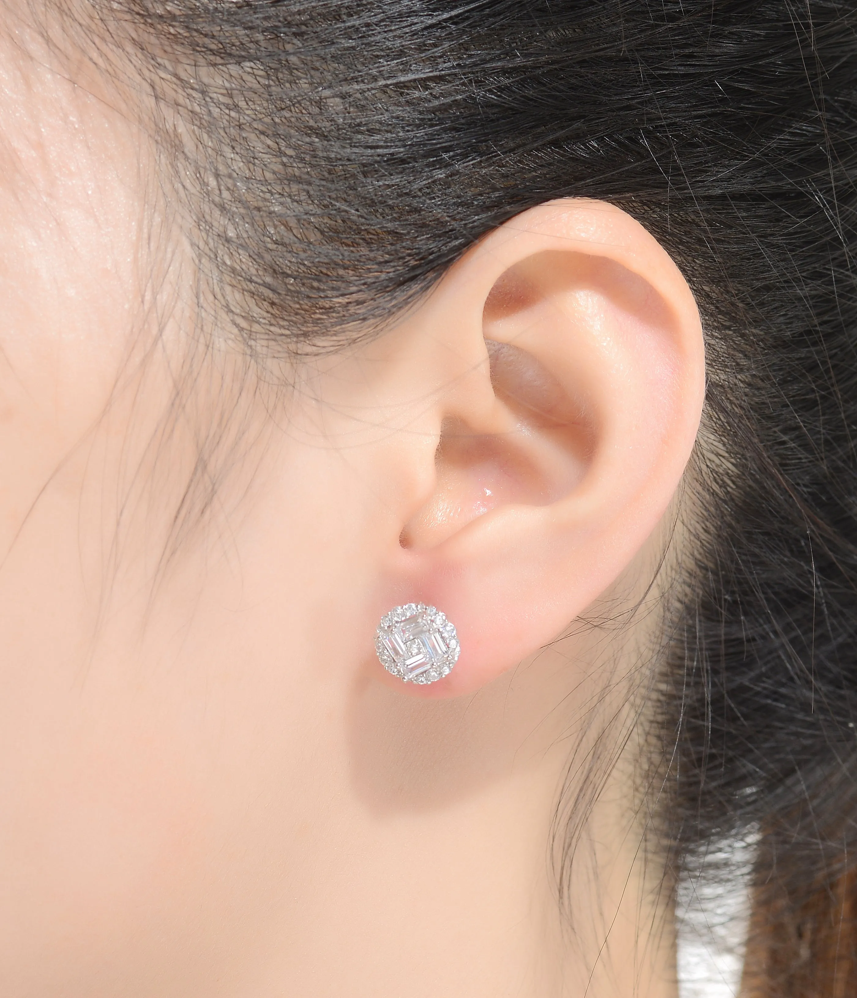 Elise Round Earring