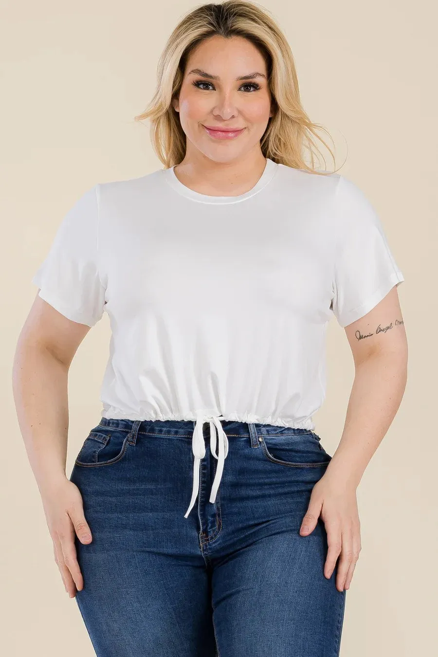 Plus size tie front drawstring short sleeve crop top