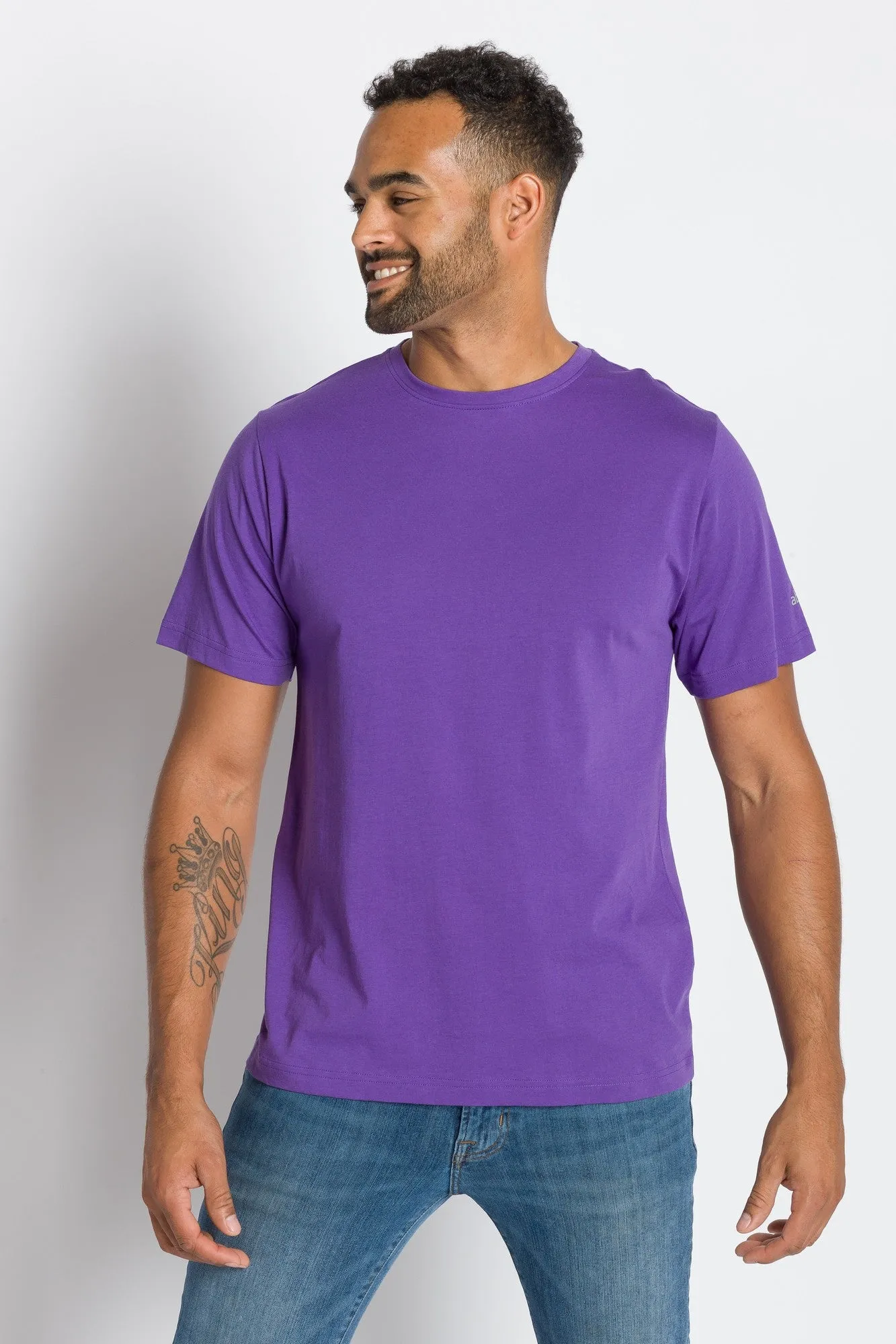 Tourist | Men's Anti-Stain Pocket-less Tee